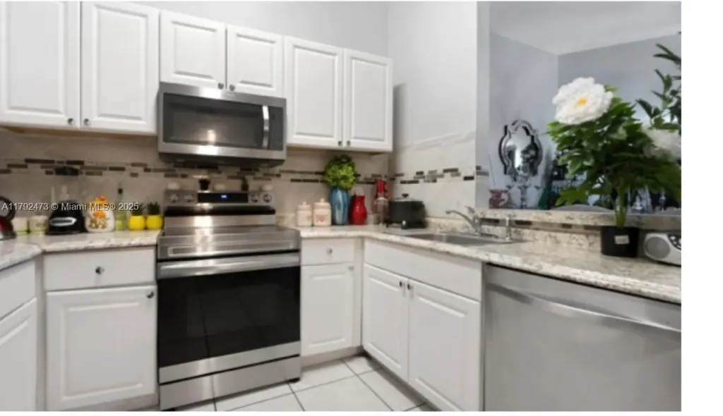 11233 W Model Circle W Boca Raton FL 33428