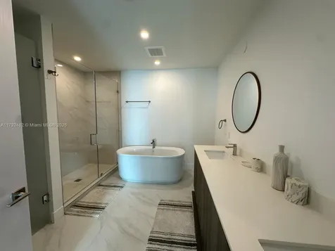 17550 Collins Avenue Sunny Isles Beach FL 33160