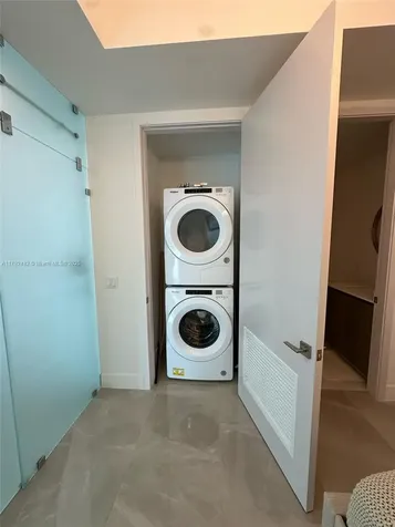 17550 Collins Avenue Sunny Isles Beach FL 33160