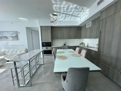 17550 Collins Avenue Sunny Isles Beach FL 33160