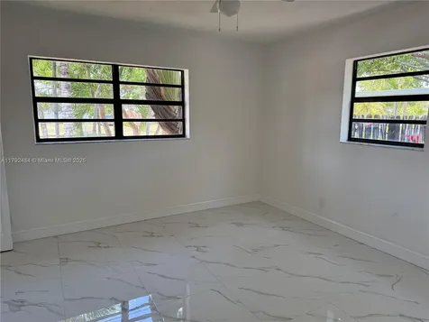 9340 Martinique Drive Cutler Bay FL 33189