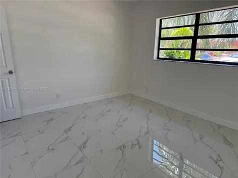 9340 Martinique Drive Cutler Bay FL 33189