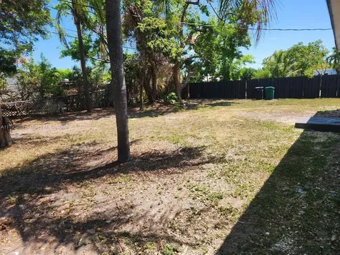9340 Martinique Drive Cutler Bay FL 33189