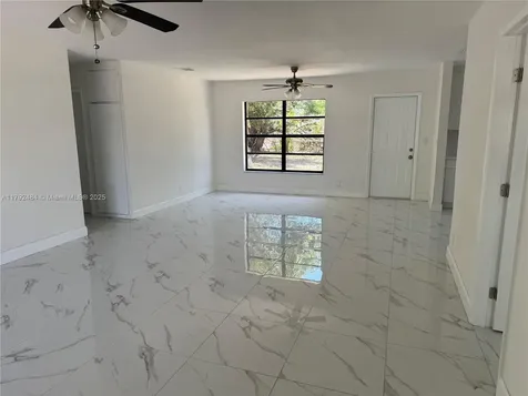 9340 Martinique Drive Cutler Bay FL 33189