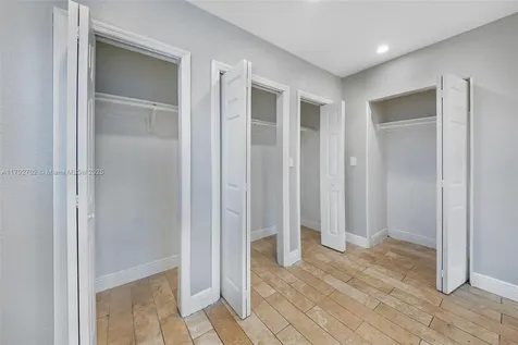 1131 NE 211th Street Miami FL 33179
