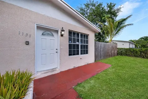 1131 NE 211th Street Miami FL 33179