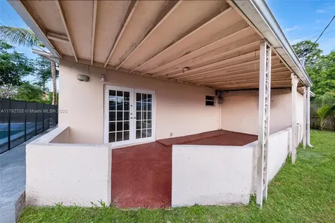 1131 NE 211th Street Miami FL 33179