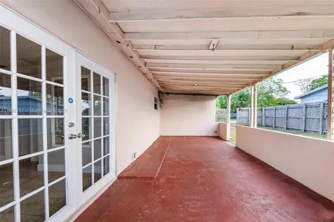 1131 NE 211th Street Miami FL 33179