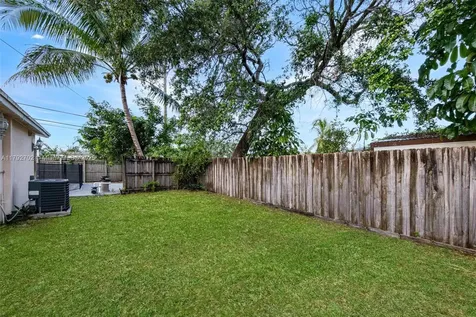 1131 NE 211th Street Miami FL 33179