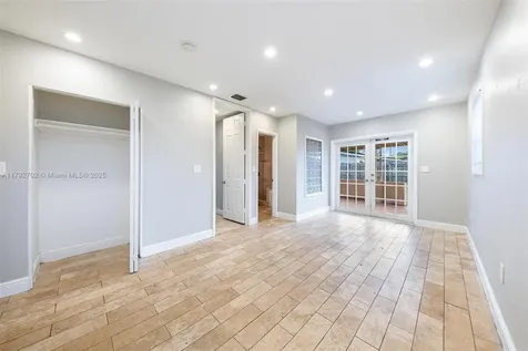 1131 NE 211th Street Miami FL 33179
