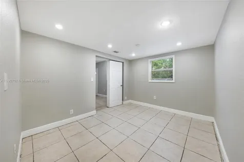 1131 NE 211th Street Miami FL 33179