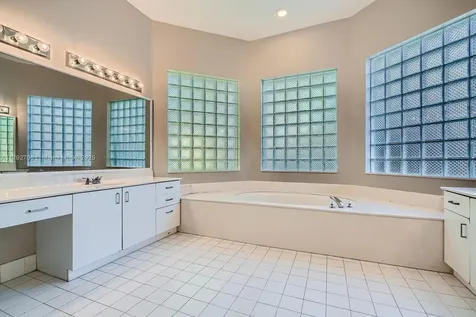 1081 SW 156th Avenue Pembroke Pines FL 33027