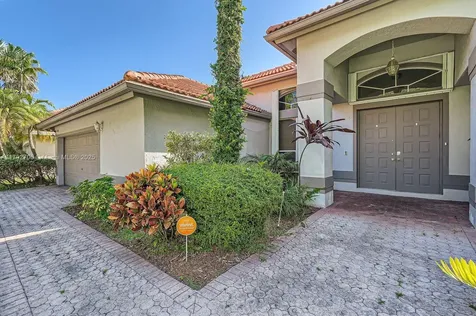1081 SW 156th Avenue Pembroke Pines FL 33027