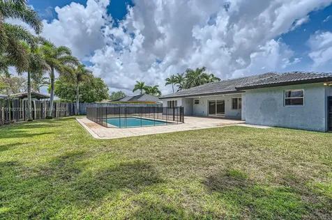 12846 SW 211th Terrace Miami FL 33177