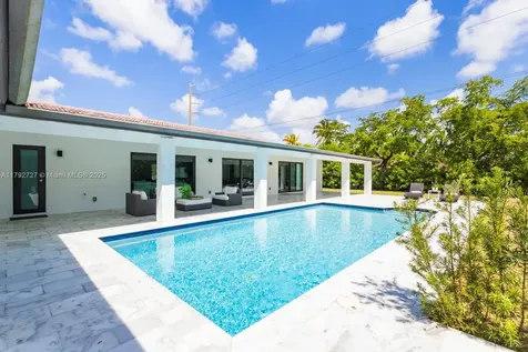 14405 SW 84th Court Palmetto Bay FL 33158