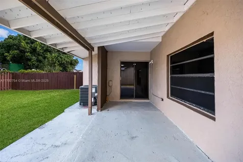 19231 SW 121st Avenue Miami FL 33177