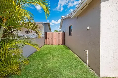 19231 SW 121st Avenue Miami FL 33177