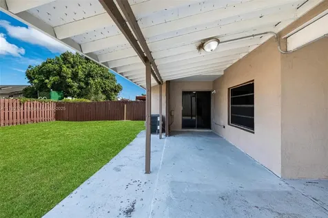 19231 SW 121st Avenue Miami FL 33177