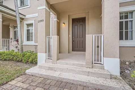 13945 SW 279th Lane Homestead FL 33032