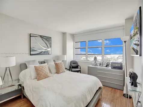 18011 Biscayne Boulevard Aventura FL 33160