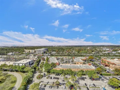 18011 Biscayne Boulevard Aventura FL 33160