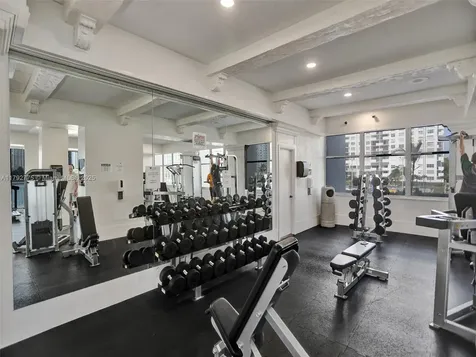 18011 Biscayne Boulevard Aventura FL 33160