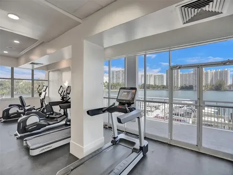 18011 Biscayne Boulevard Aventura FL 33160