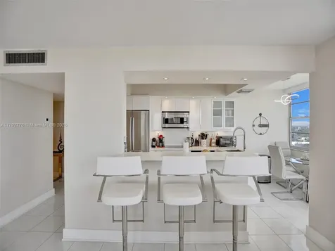 18011 Biscayne Boulevard Aventura FL 33160