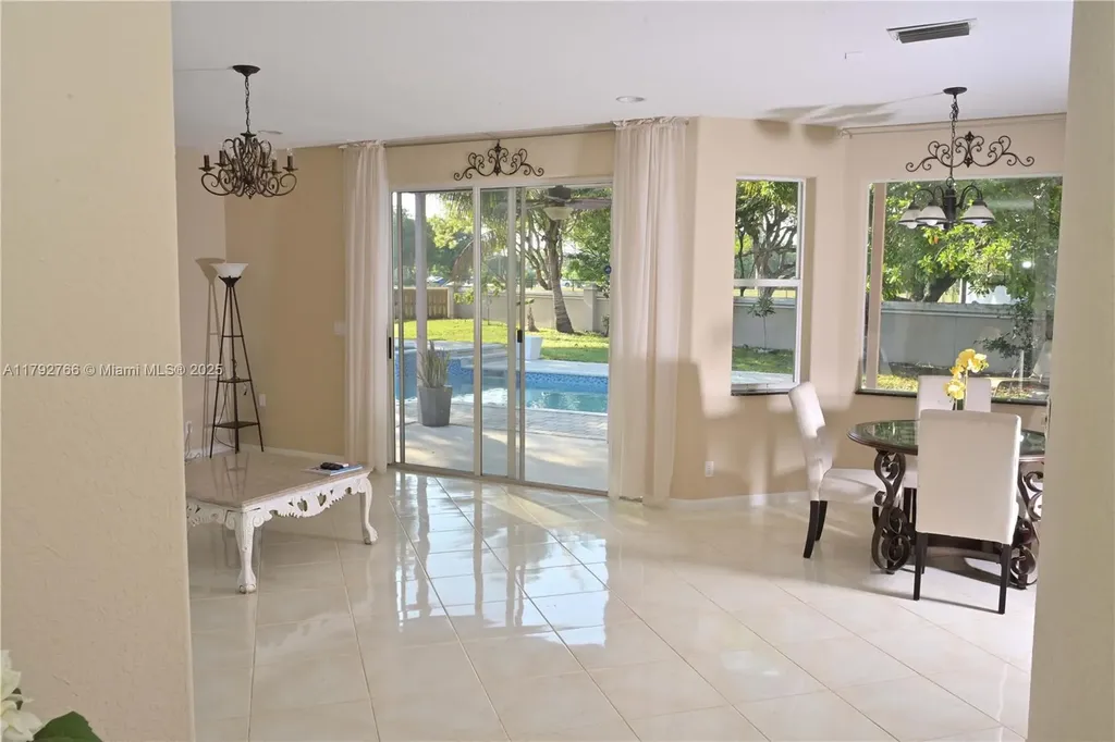 6777 NW 44th Court Coral Springs FL 33067