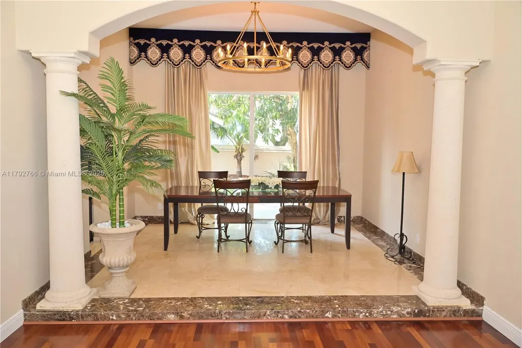 6777 NW 44th Court Coral Springs FL 33067