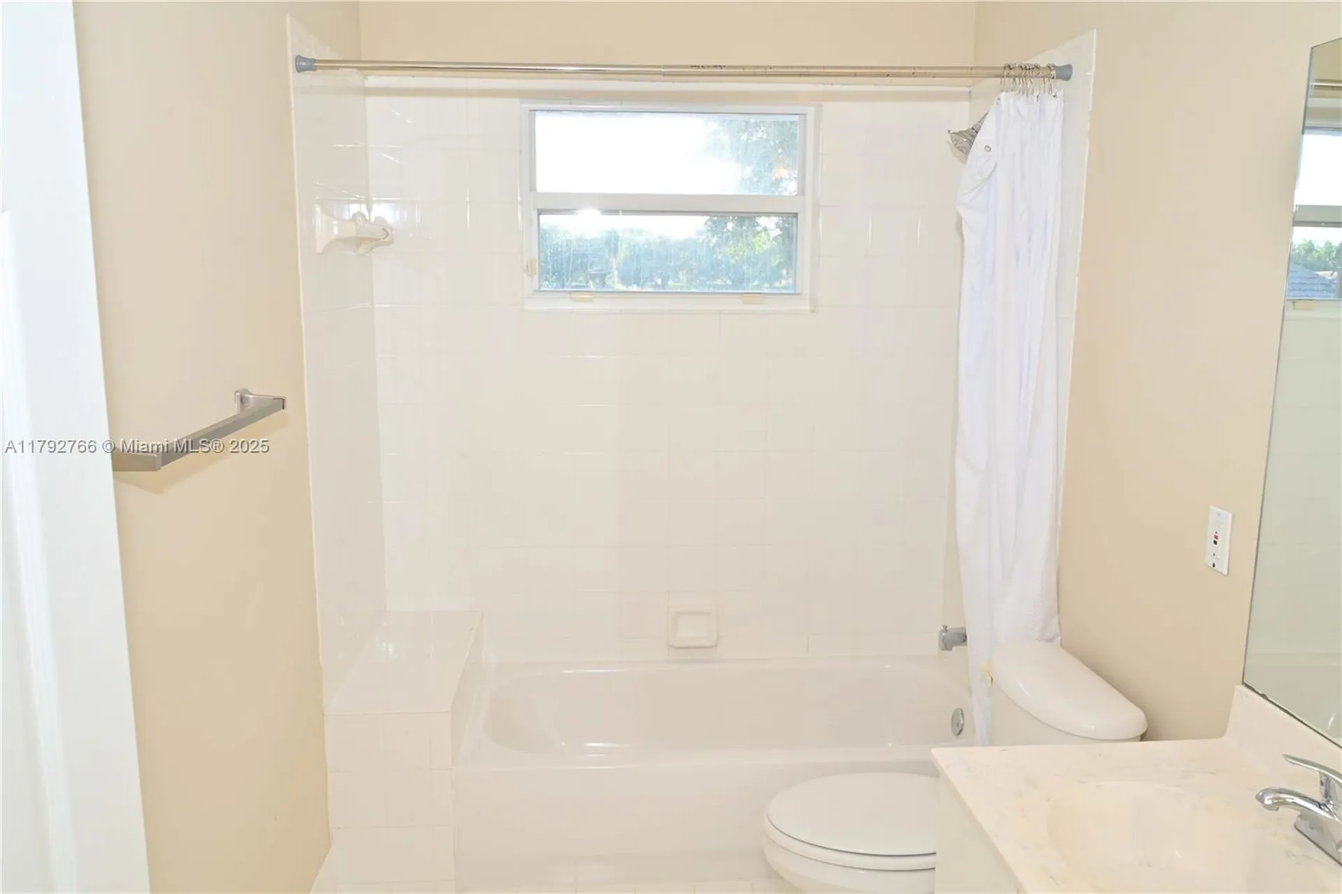 6777 NW 44th Court Coral Springs FL 33067