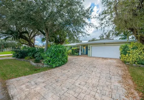 11560 NW 26th Street Plantation FL 33323