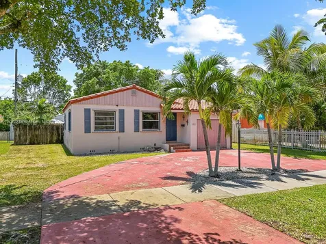 5860 SW 14th Street West Miami FL 33144