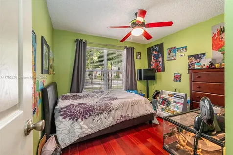 14024 N Cypress Cove Circle Davie FL 33325