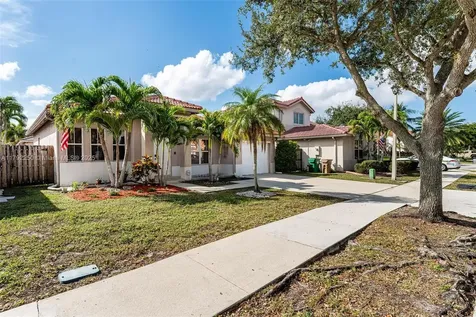 14024 N Cypress Cove Circle Davie FL 33325