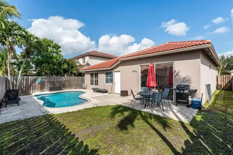 14024 N Cypress Cove Circle Davie FL 33325