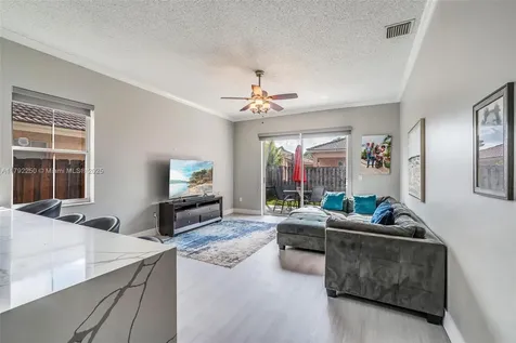 14024 N Cypress Cove Circle Davie FL 33325