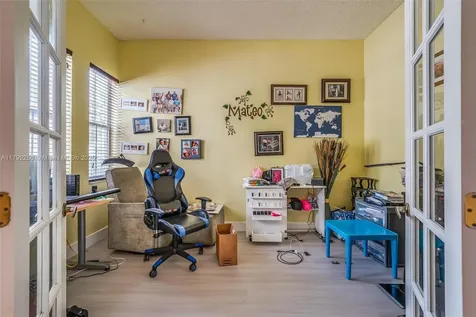 14024 N Cypress Cove Circle Davie FL 33325