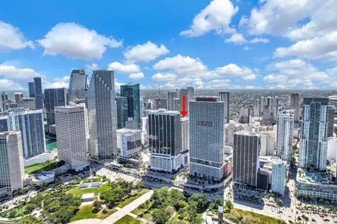 1 SE 3rd Avenue Miami FL 33131