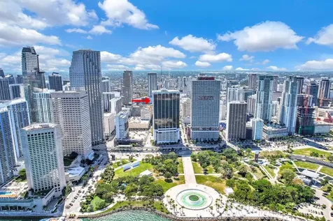 1 SE 3rd Avenue Miami FL 33131
