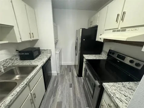 10068 Twin Lakes Drive Coral Springs FL 33071