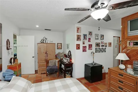 12271 SW 95th Street Miami FL 33186