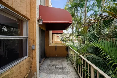 17911 NW 68th Avenue Hialeah FL 33015