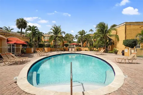 17911 NW 68th Avenue Hialeah FL 33015