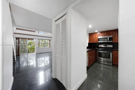 17911 NW 68th Avenue Hialeah FL 33015