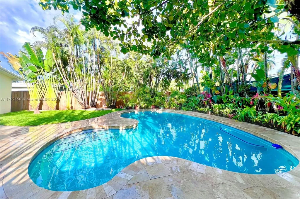 1318 Pierce Street Hollywood FL 33019