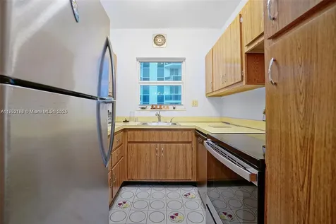 4747 Collins Avenue Miami Beach FL 33140