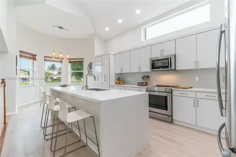 5064 SW 164th Avenue Miramar FL 33027