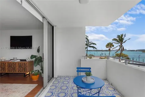 11 Island Avenue Miami Beach FL 33139