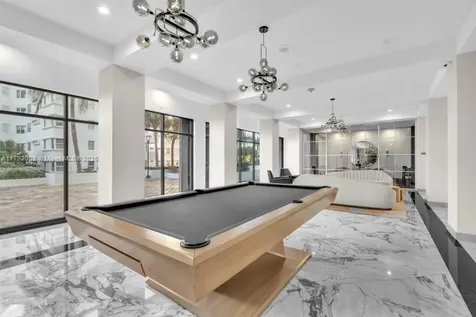 11 Island Avenue Miami Beach FL 33139